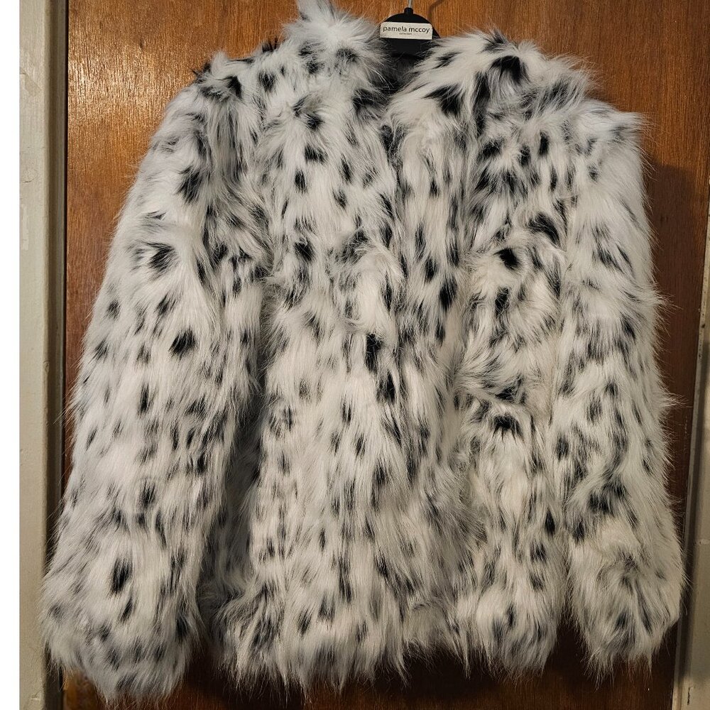 NWT Donna Salyers Fabulous Furs XS Faux Snow Lynx Hooded Fur Coat